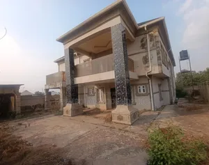5bdrm Duplex in Bako Area, Apata for sale
