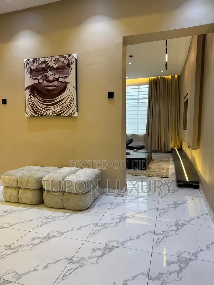 Luxury 2bedroom Apartment With Dining