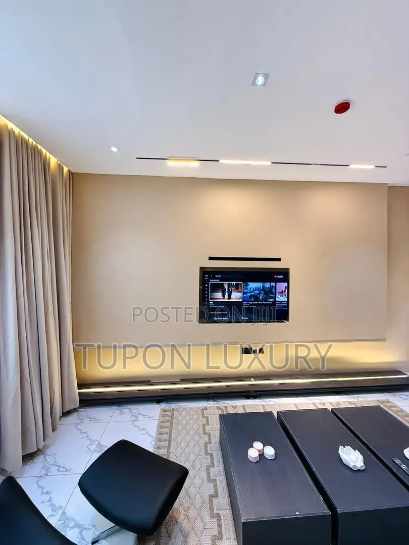 Luxury 2bedroom Apartment With Dining