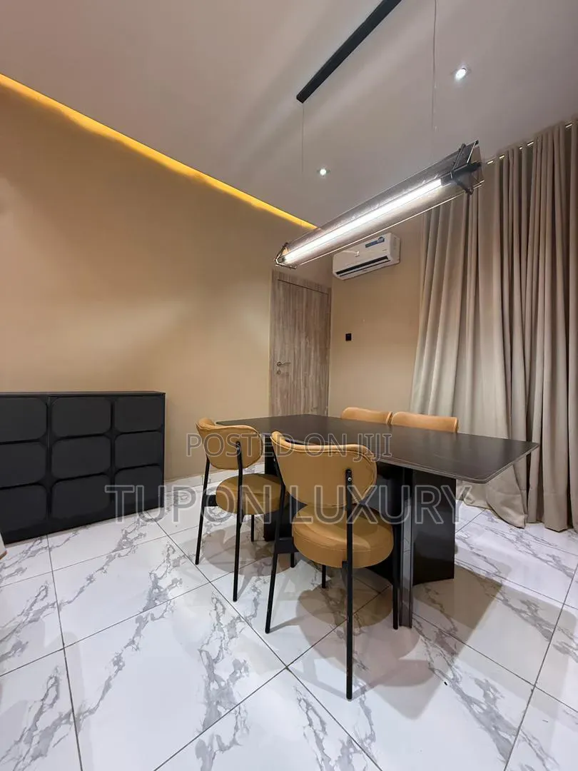 Luxury 2bedroom Apartment With Dining