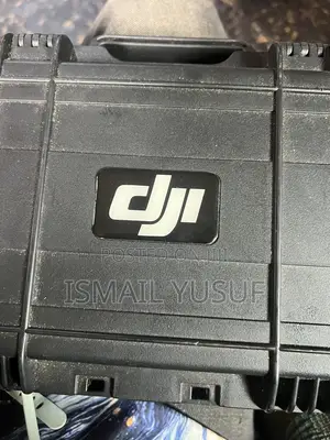 Smartphone Dji Osmo 8 Gimbal With Tracking Module and Case