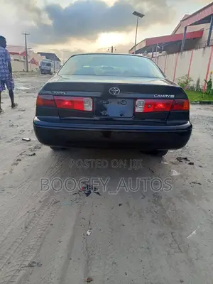 Toyota Camry 2001 Blue