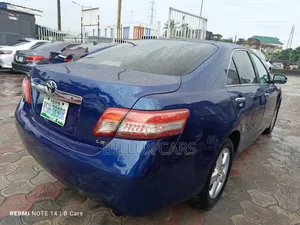 Toyota Camry LE 4dr Sedan (2.4L 4cyl 5A) 2009 Blue