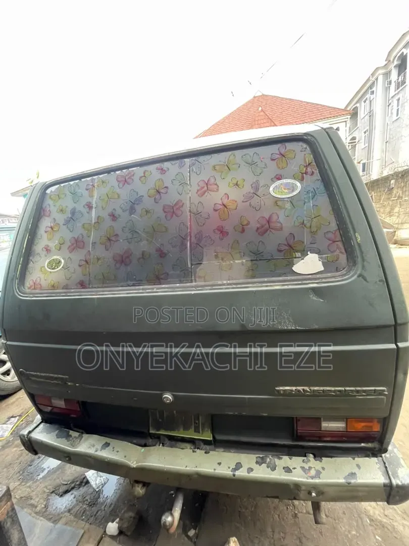 Volkswagen Transporter 2003 Green