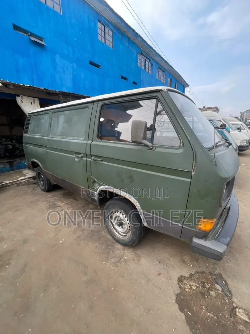 Volkswagen Transporter 2003 Green