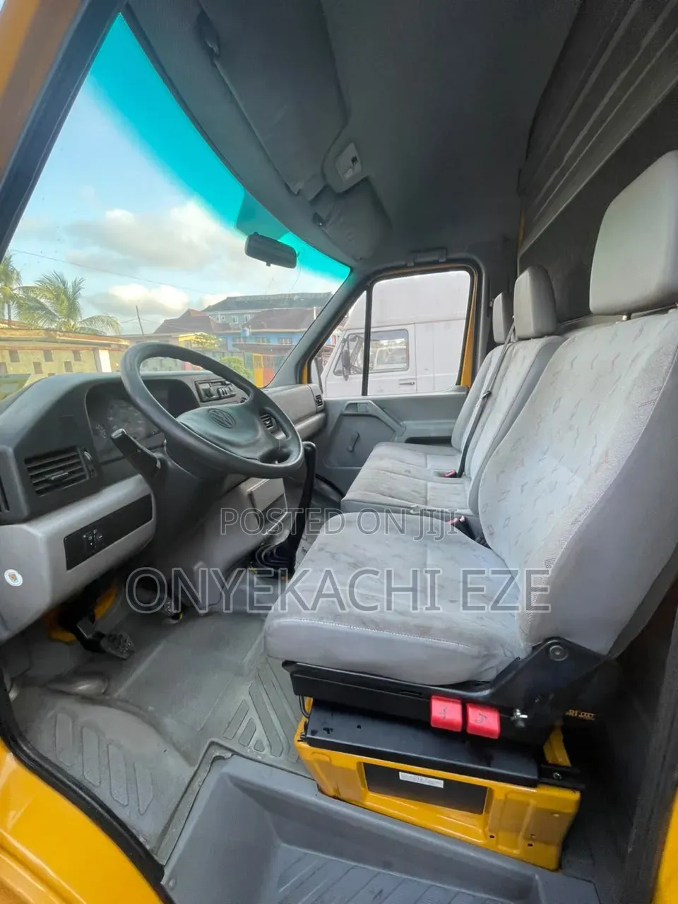 Volkswagen LT 2005 Yellow