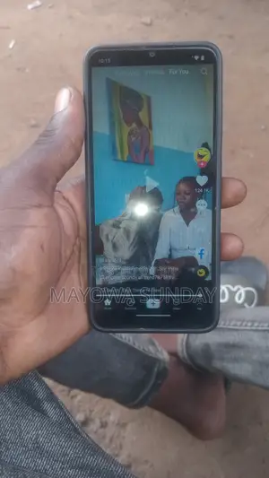 Itel A06 64 GB Black