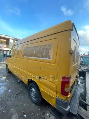 Volkswagen LT 2005 Yellow