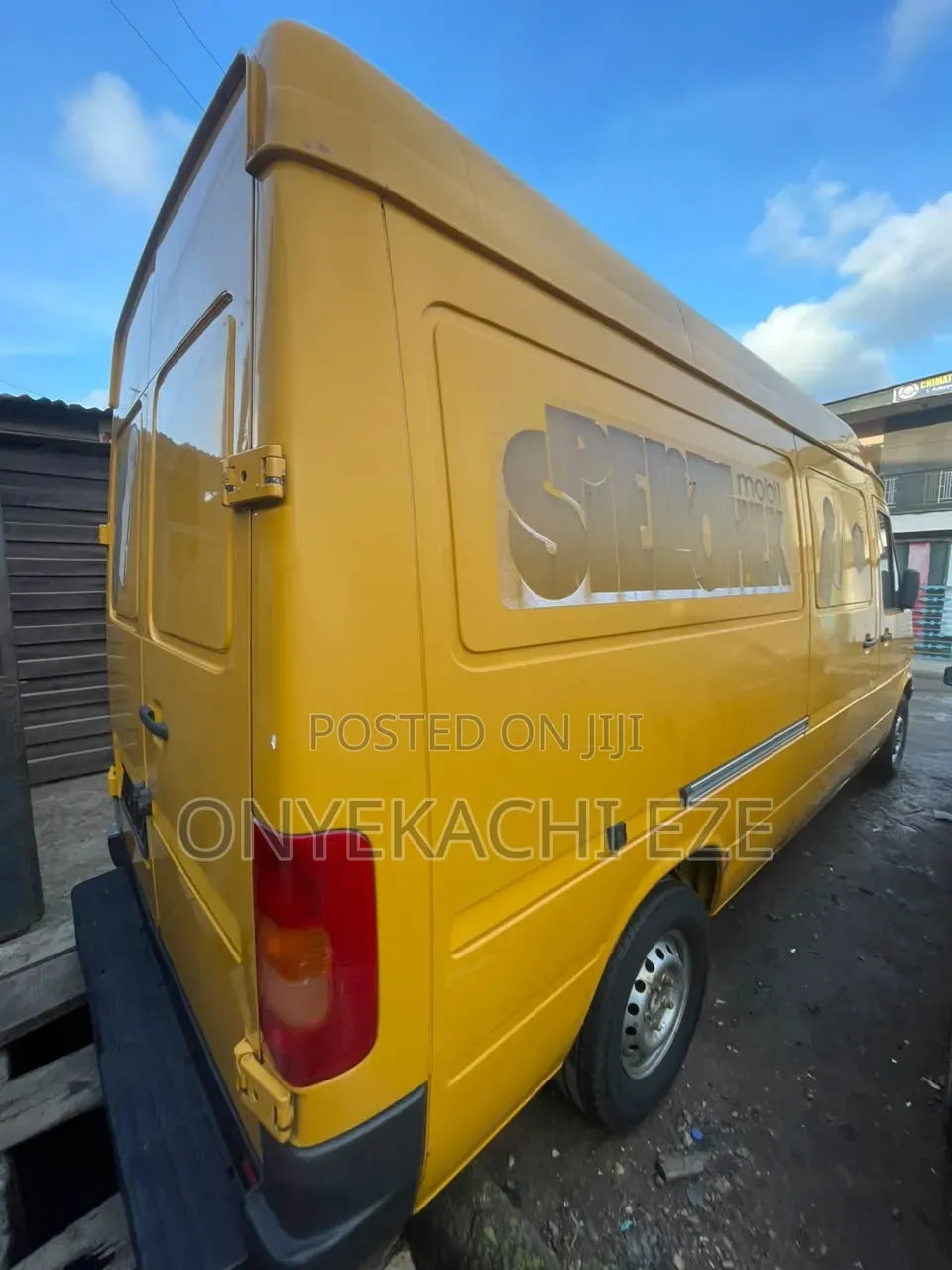 Volkswagen LT 2005 Yellow