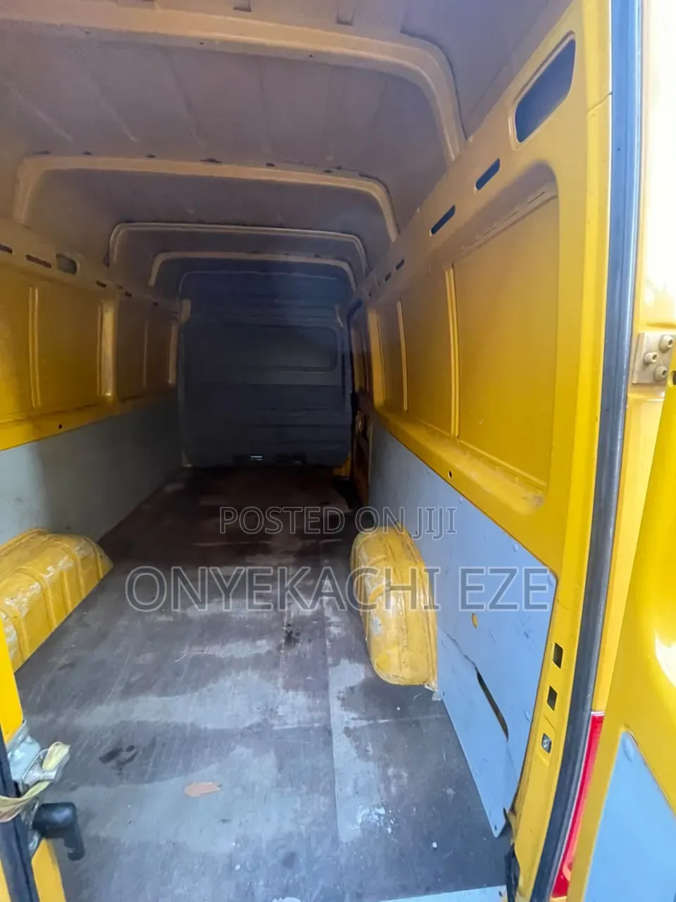 Volkswagen LT 2005 Yellow