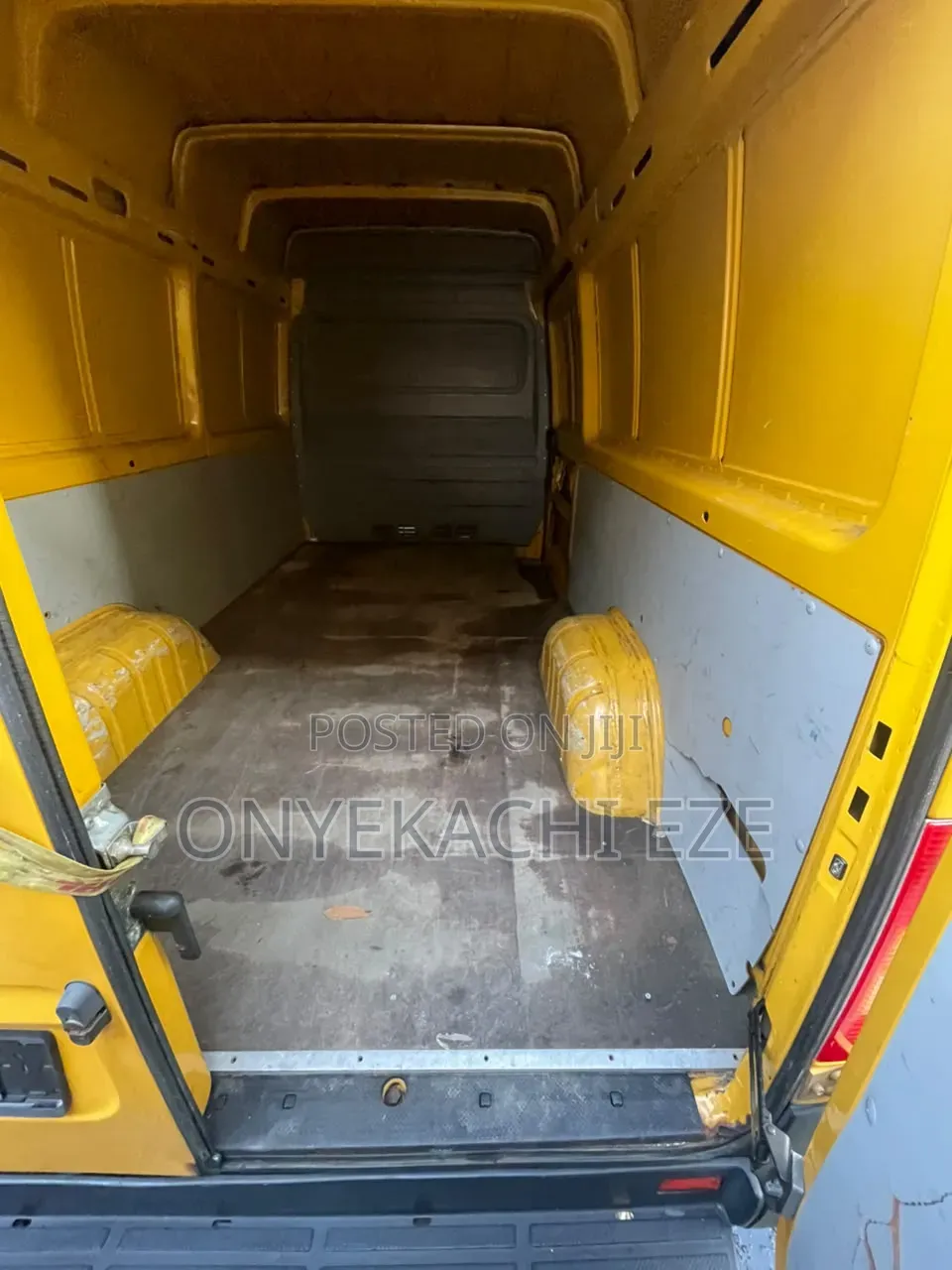 Volkswagen LT 2005 Yellow