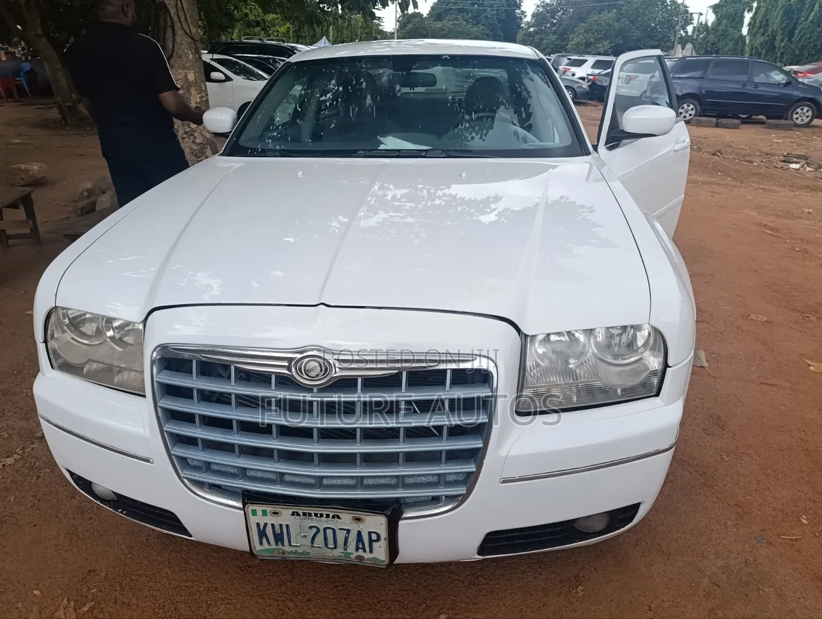 Chrysler 300 2006 White