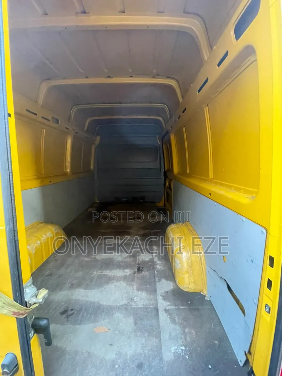 Volkswagen LT 2005 Yellow