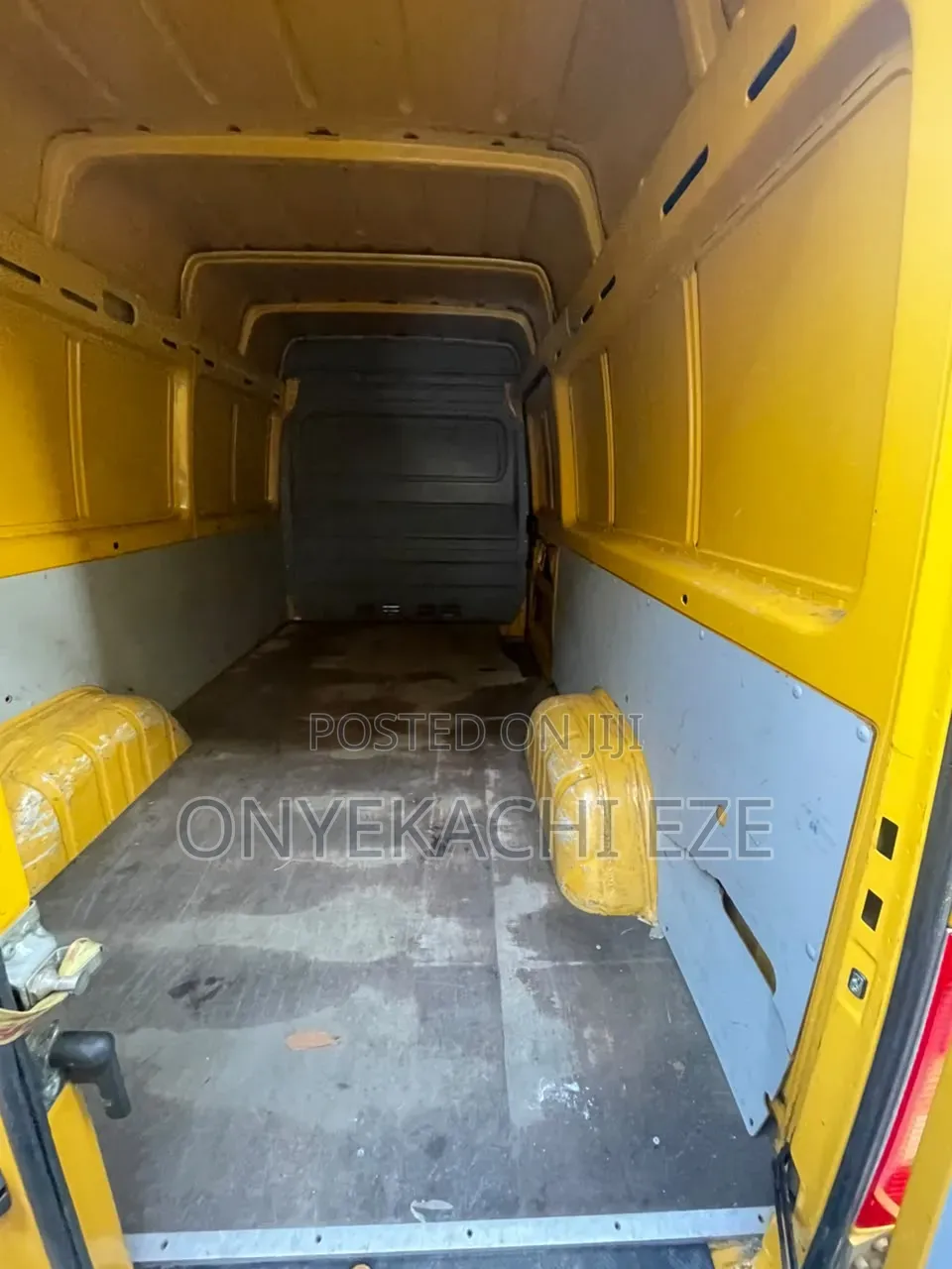 Volkswagen LT 2005 Yellow