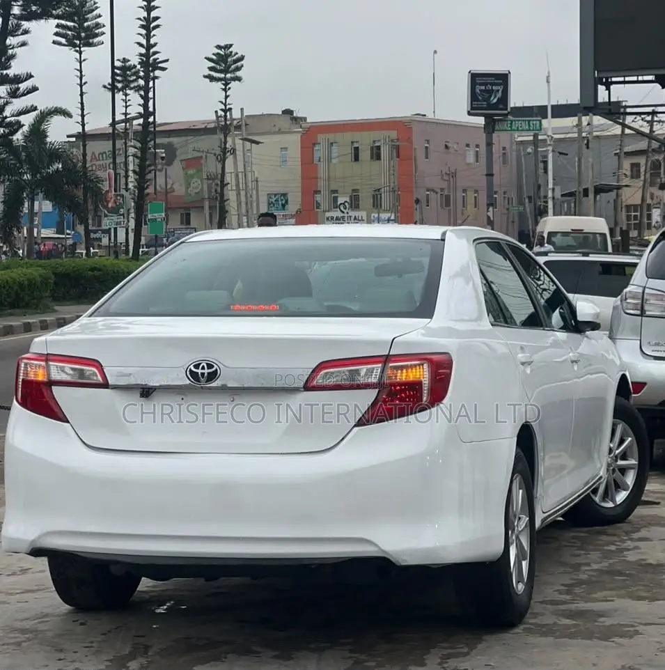 Toyota Camry 2012 White