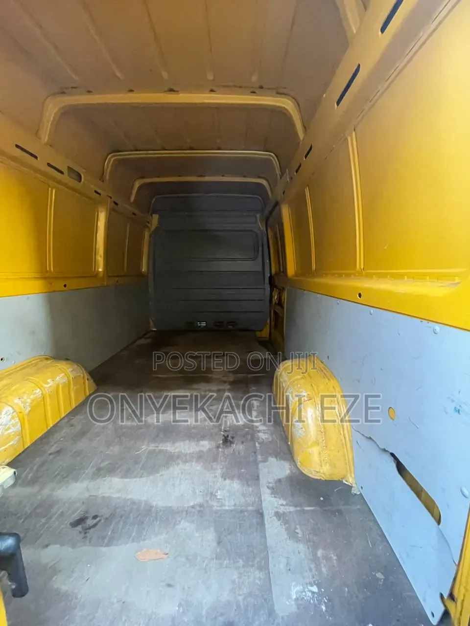 Volkswagen LT 2005 Yellow