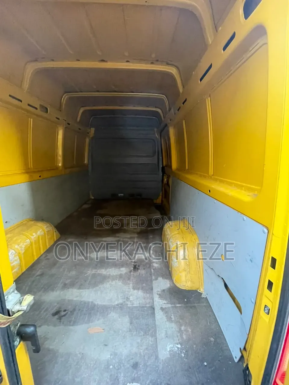 Volkswagen LT 2005 Yellow