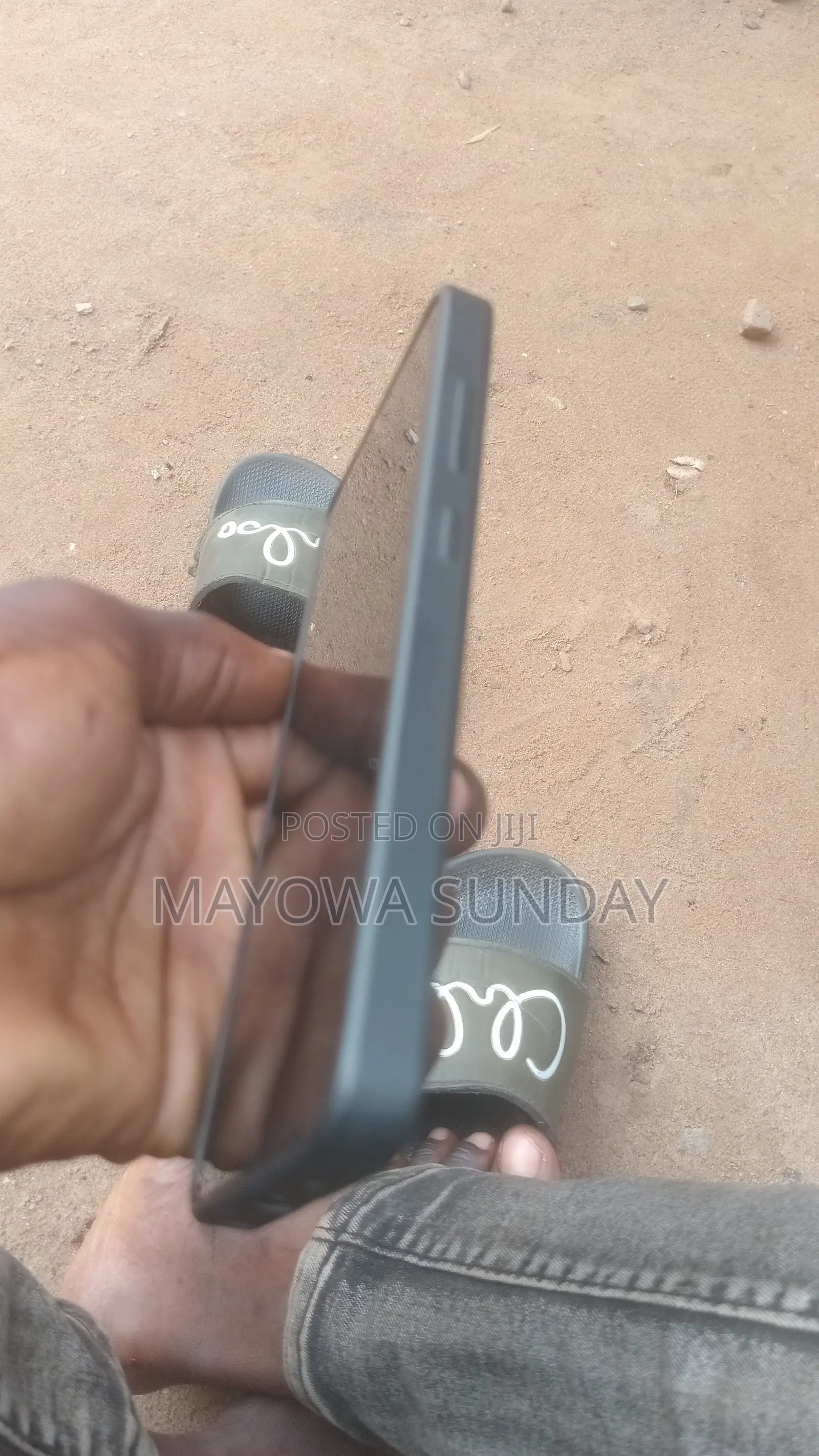 Itel A06 64 GB Black