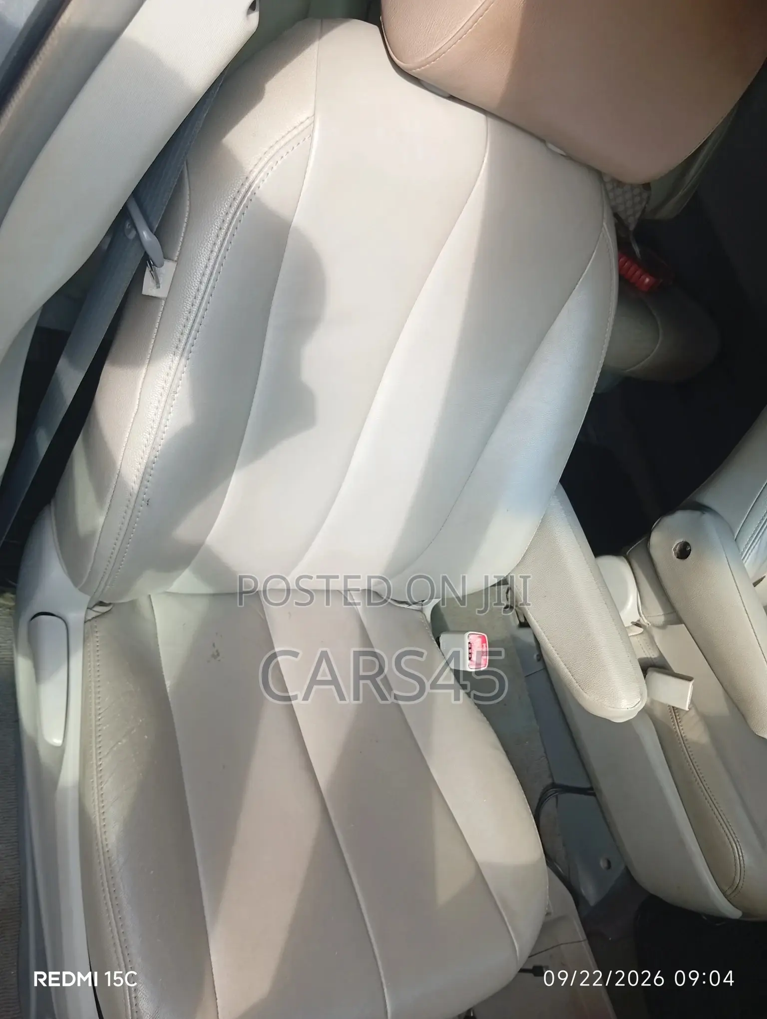 Toyota Sienna 2011 Silver