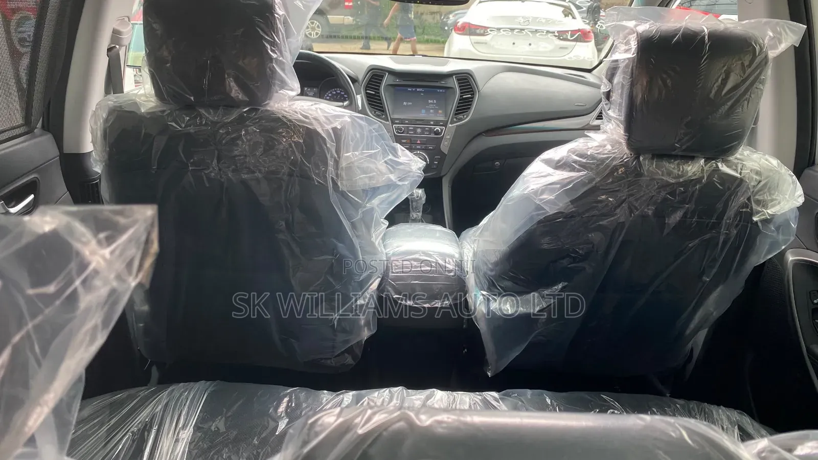 Hyundai Santa Fe 2018 Silver
