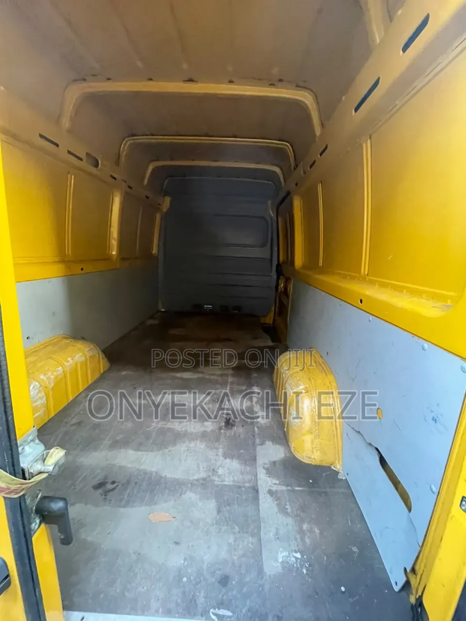 Volkswagen LT 2005 Yellow
