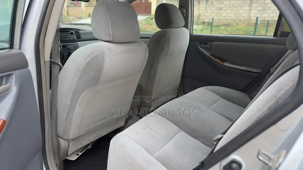 Toyota Corolla 2006 Silver