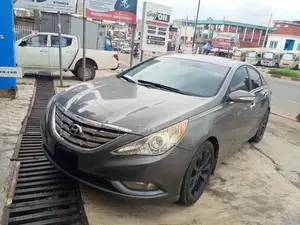 Hyundai Sonata 2011 Gray
