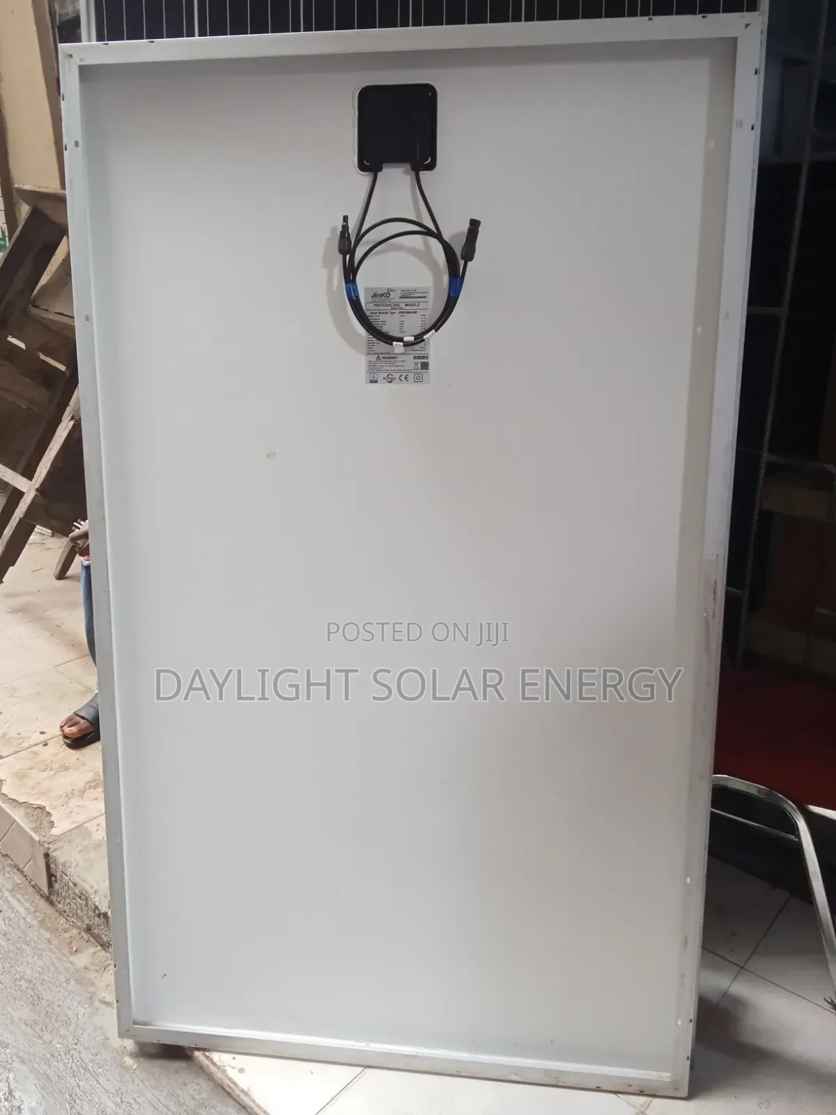 300w Jinko Solar Panel