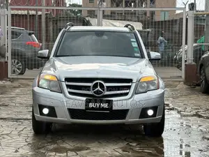 Mercedes-Benz GLK-Class 2010 Gray