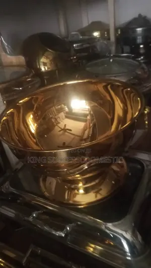 Elegant Gold Chafing Dish for Catering, Weddings Events