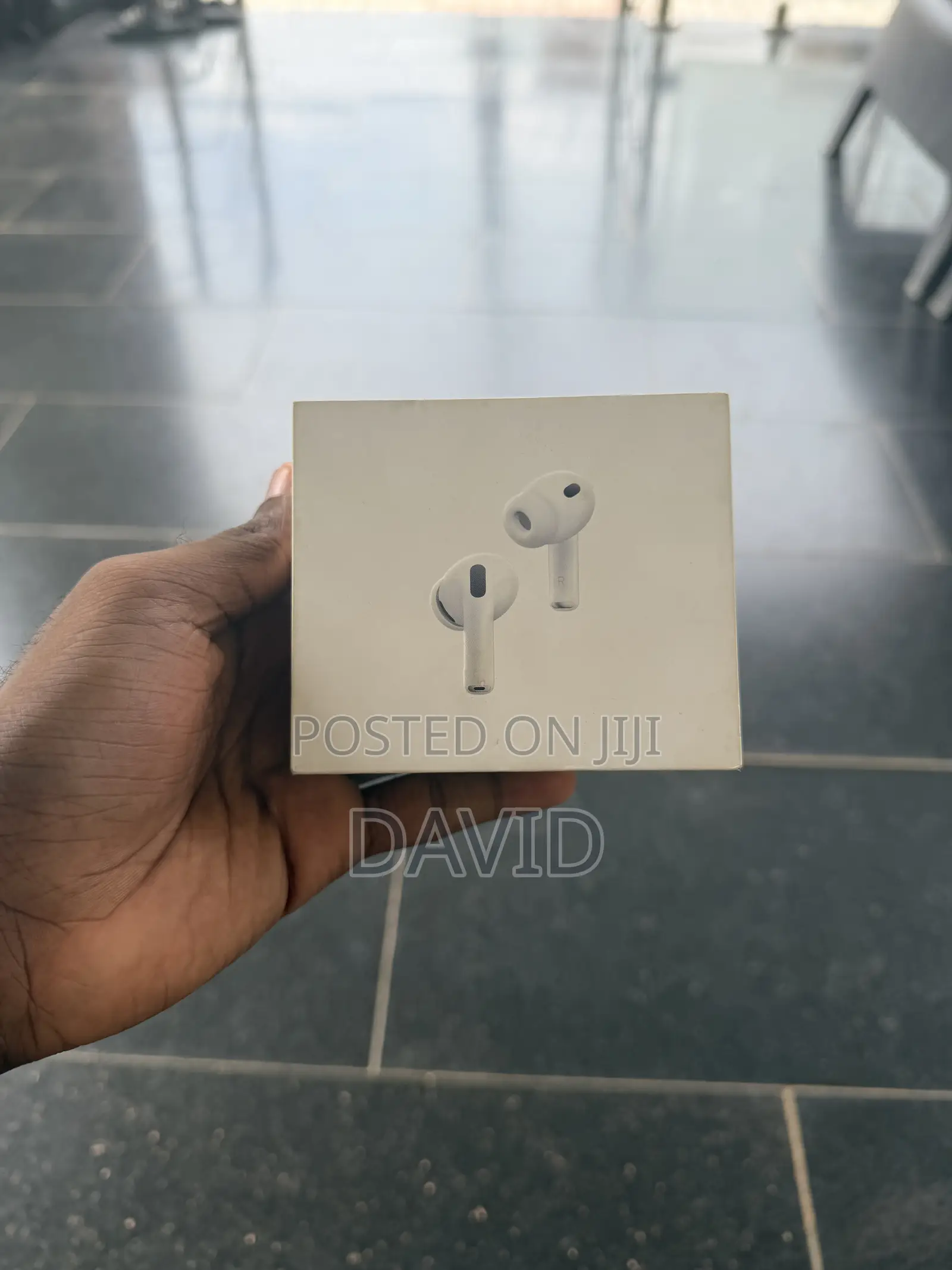 Apple AirPods Pro 3 – Complete in Box
