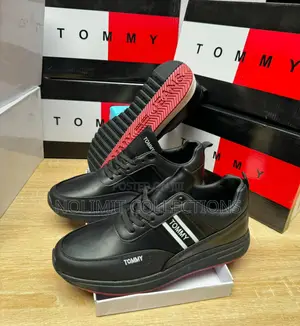 Tommy Hilfiger Men's Lace Up Sneakers With Solid Soles