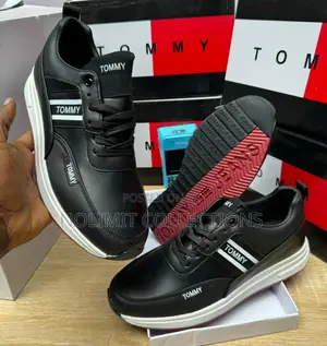 Tommy Hilfiger Men's Lace Up Sneakers With Solid Soles