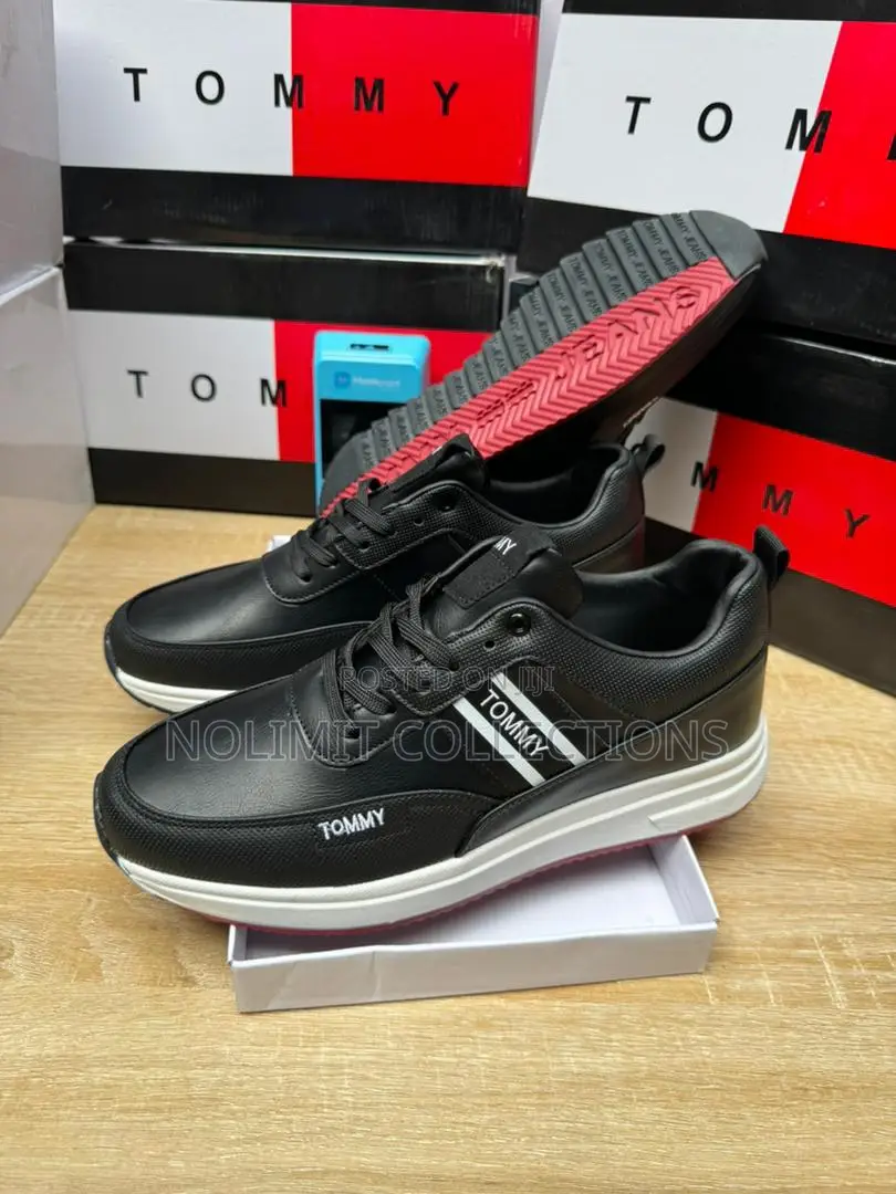 Tommy Hilfiger Men's Lace Up Sneakers With Solid Soles