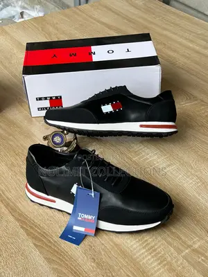 Tommy Hilfiger Men's Lace Up Sneakers With Solid Soles