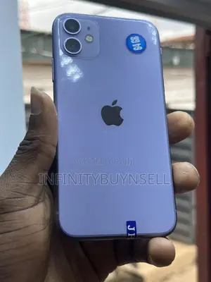 Apple iPhone 11 64 GB