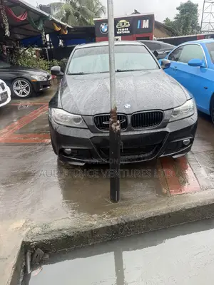 BMW 328i 2011 Black