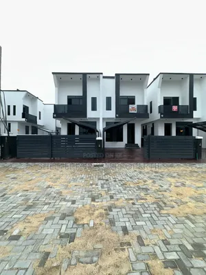 4bdrm Duplex in Lekki Expressway for sale