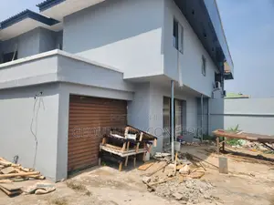 5bdrm Duplex in Ikolaba Gra, Bodija for sale