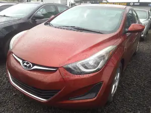 Hyundai Elantra SE 4dr Sedan (1.8L 4cyl 6A) 2014 Red