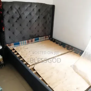 Bedframe 4by6 and Half