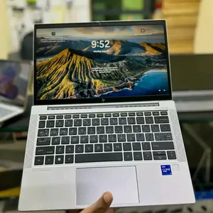 Laptop HP EliteBook 830 G8 16GB Intel Core i5 SSD 512GB