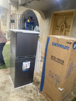 Skyrun BCD-195hs Modern Home Fridge 195l Top Freezer