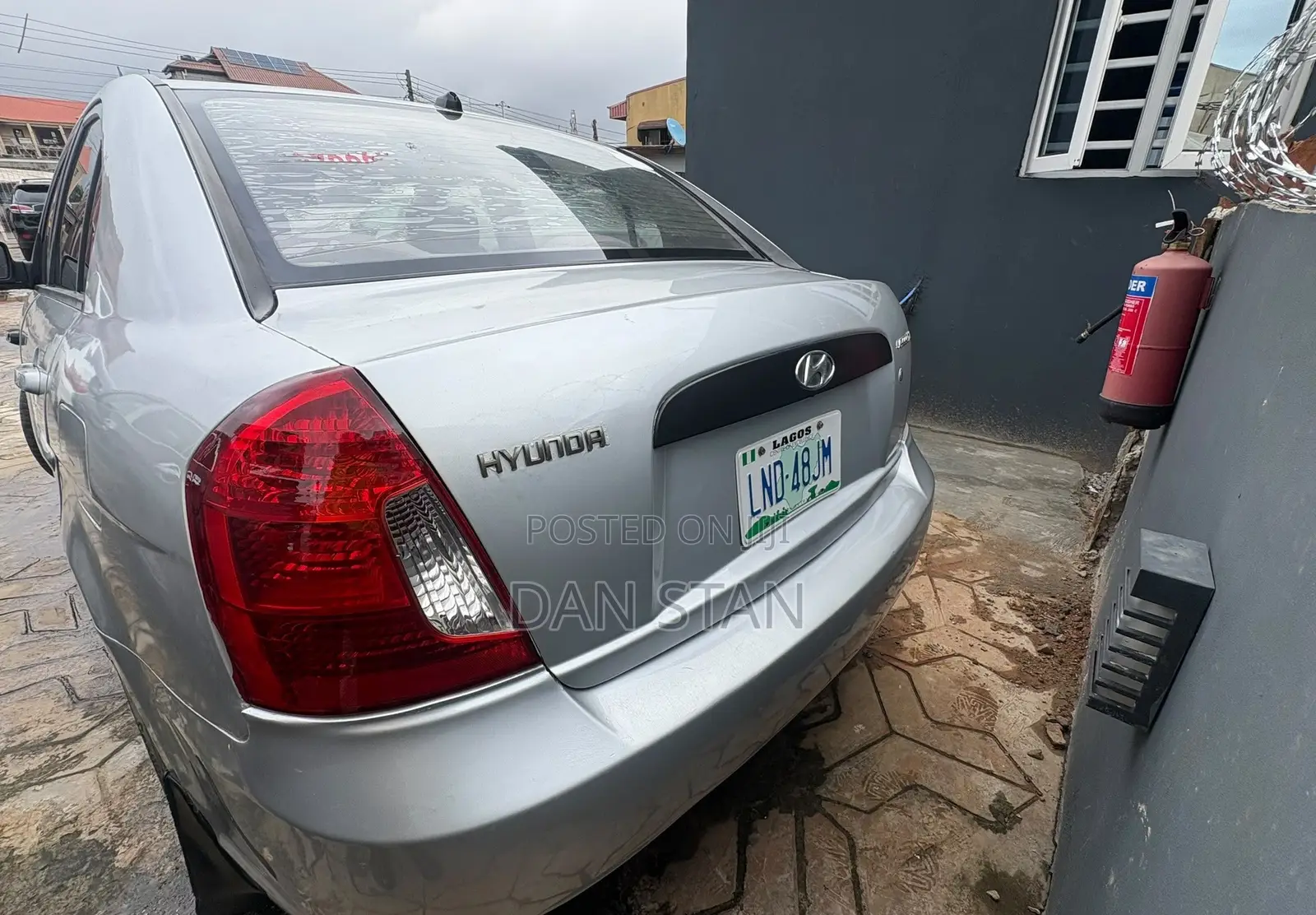 Hyundai Accent 2009 Silver