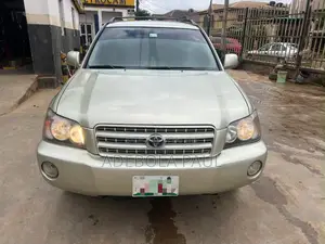 Toyota Highlander 2003 Gold