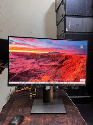 24 Inch’s Dell Frameless Monitor