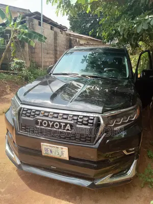 Toyota Land Cruiser Prado SV Premium 2016 Red