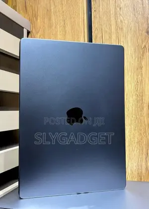 Laptop Apple MacBook Pro 2026 M5 Pro 24GB Apple M5 Pro SSD 1T