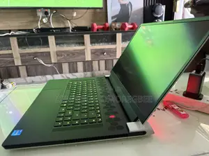 Laptop Alienware 17 R1 32GB Intel Core i9 SSD 1T