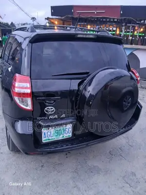 Toyota RAV4 2010 Black